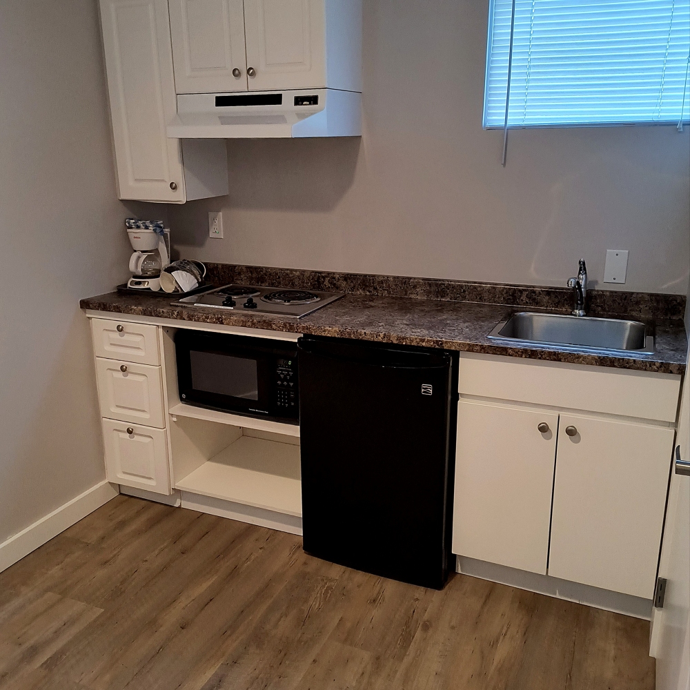 Queen-Kitchen-2